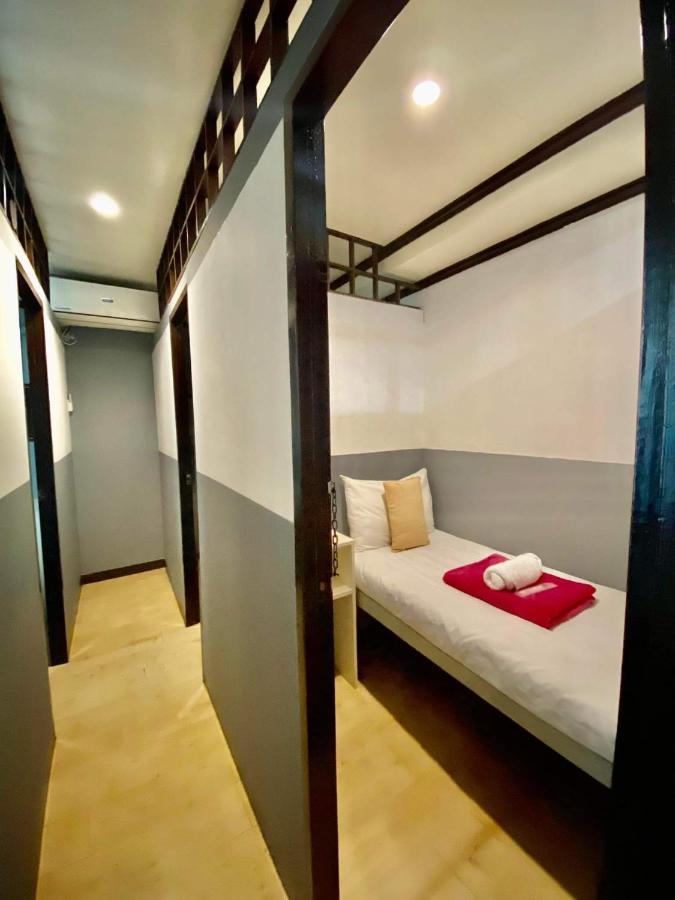 Amax Inn Makati Makati City Extérieur photo