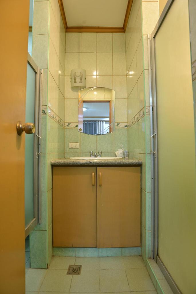 Amax Inn Makati Makati City Extérieur photo